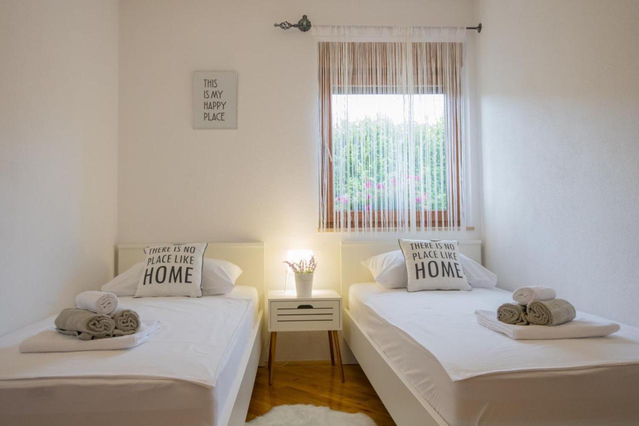 Villa Tea In Imotski, Private Pool Zmijavci Ngoại thất bức ảnh